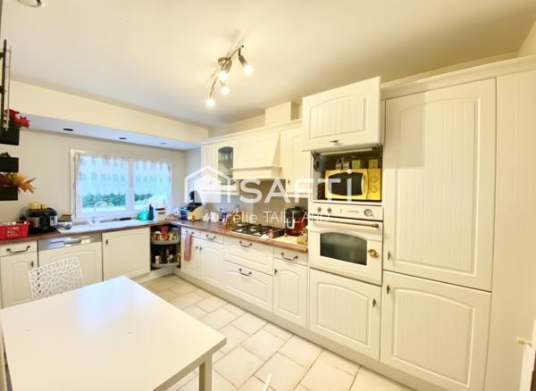 Maison plain-pied - 4 pièces - 94 m²