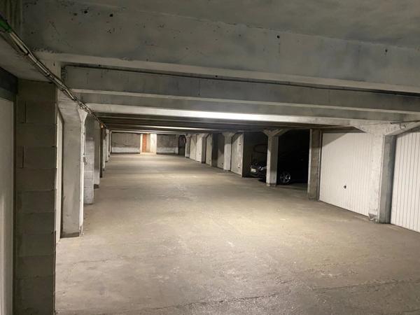Vente                                                      Appartement
                        
                     3 pièces                      58 m2                     à Alfortville