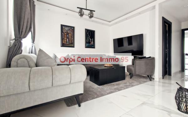 Maison à vendre    6 pièces • 140,65 m2 Argenteuil