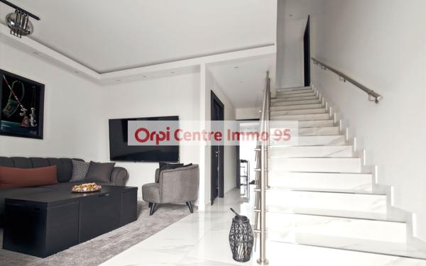 Maison à vendre    6 pièces • 140,65 m2 Argenteuil