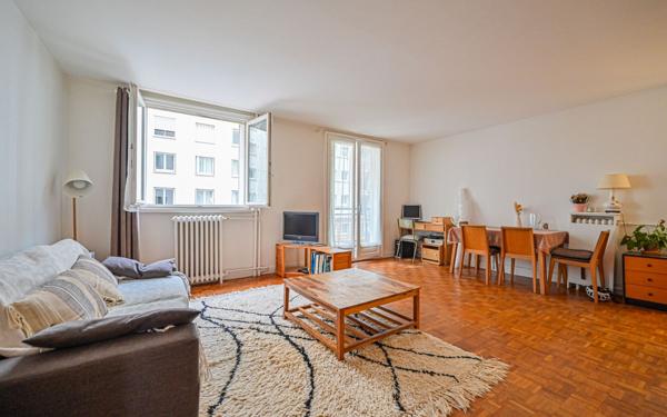 Appartement à vendre    3 pièces • 63,23 m2 Paris 12