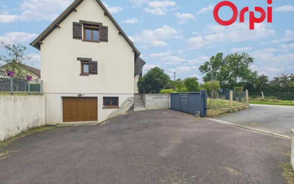 Maison à vendre    5 pièces •  Bernay