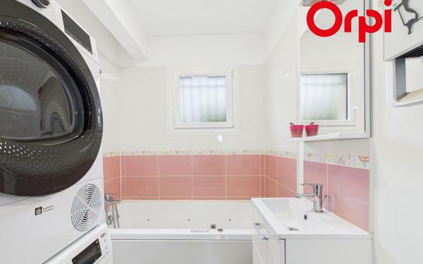 Maison à vendre    5 pièces •  Bernay