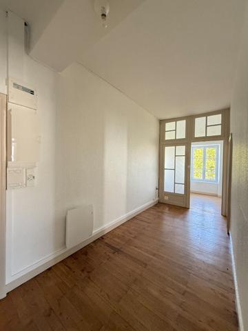 Appartement La Roche Sur Yon 5 pièce(s) 105.38 m2