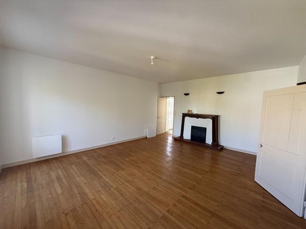 Appartement La Roche Sur Yon 5 pièce(s) 105.38 m2