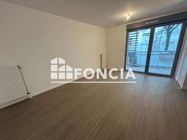 Location Appartement 2 pièces 40.3 m² - 2 RUE DES PLATANES Rouen 76100