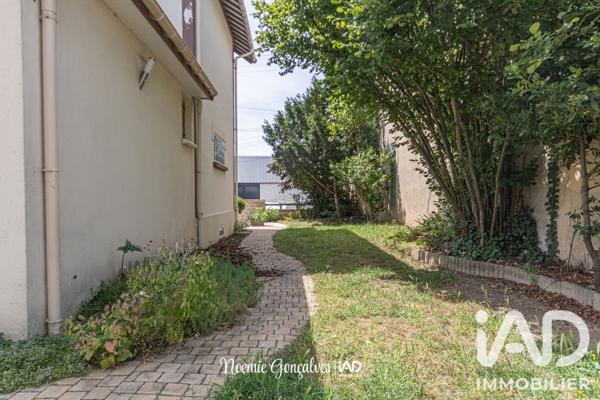 Maison à vendre 5 pièces 79 m² Mantes-la-Jolie