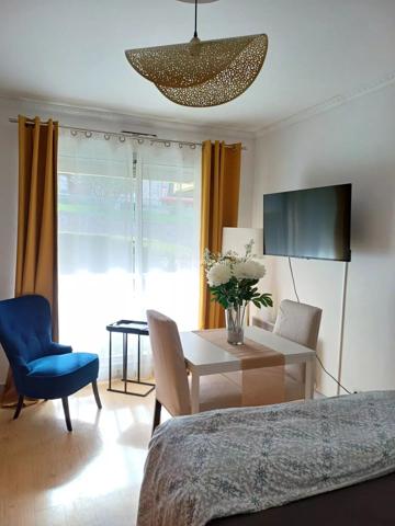 Location de vacances                                                      Appartement
                        
                     1 pièces                      20 m2                     à Bagnoles-de-l'Orne-Normandie