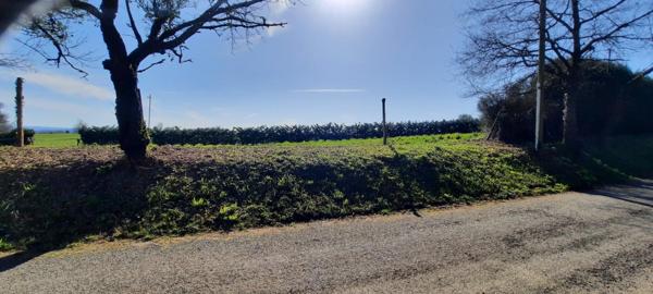 parcelle de terrain avec partie constructible