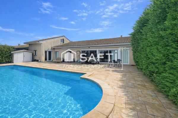 À VENDRE - Maison de plain pied familiale avec piscine