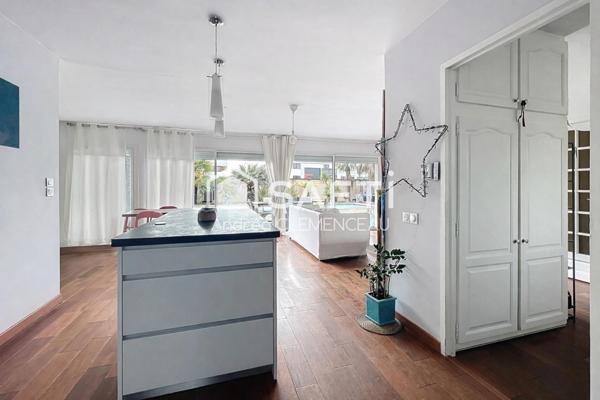 À VENDRE - Maison de plain pied familiale avec piscine