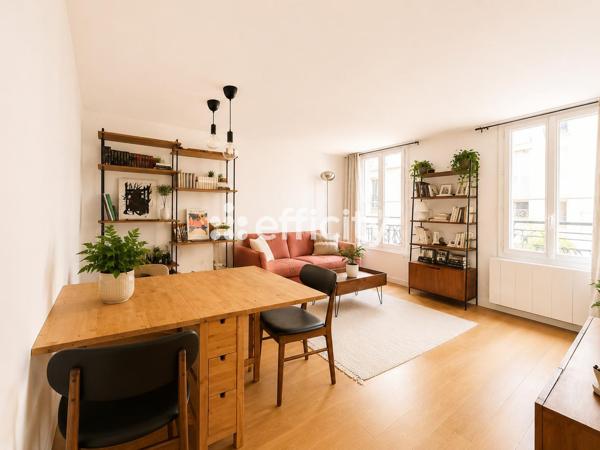 Appartement
         2 pièces
        - 43 m² Exclusivité 425 000 € *