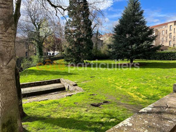 Location Appartement27,33 m² - 1 Pièce - CHAMALIÈRES (63400)