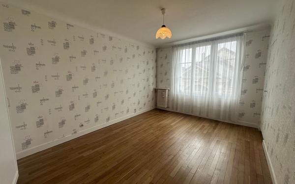 Appartement à vendre    3 pièces • 83,83 m2 Lisieux