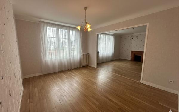 Appartement à vendre    3 pièces • 83,83 m2 Lisieux