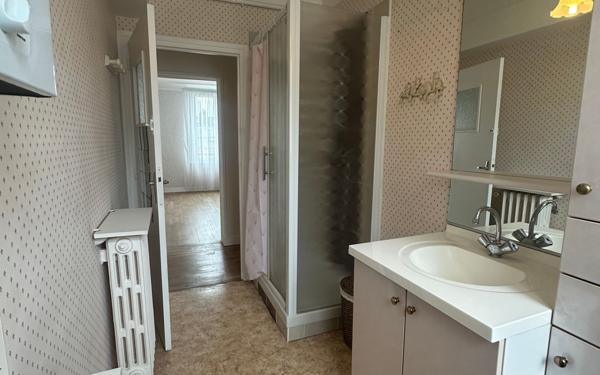 Appartement à vendre    3 pièces • 83,83 m2 Lisieux