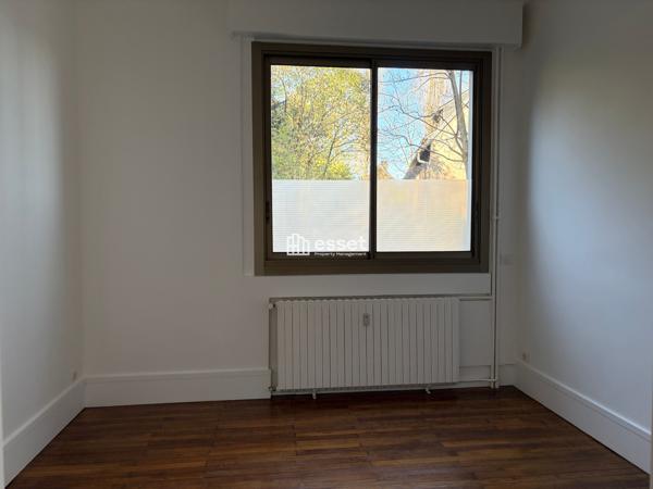 Location Appartement 2 pièces 45 m² - Saint-cloud 92210