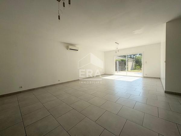 Maison 5 pièces (CHATEAUNEUF-SUR-CHARENTE) plein pied