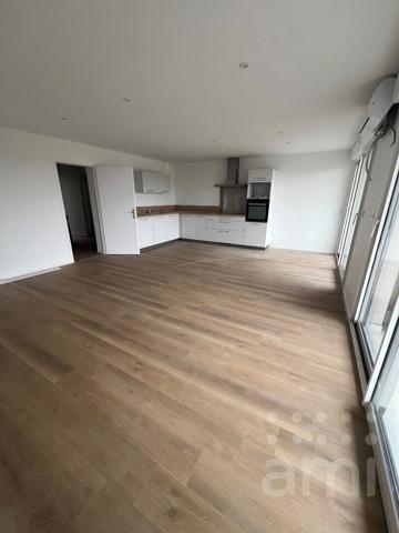Appartement rénové Centre-ville de Niort 3 pièces 70 m2