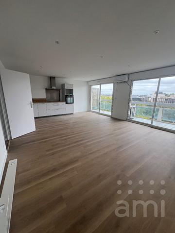 Appartement rénové Centre-ville de Niort 3 pièces 70 m2