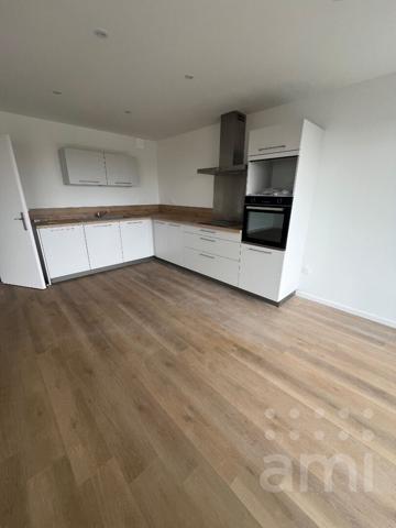 Appartement rénové Centre-ville de Niort 3 pièces 70 m2