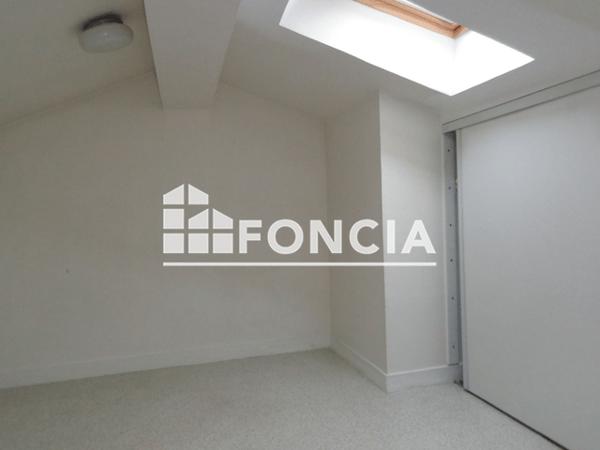Location Appartement 2 pièces 29.97 m² - 59 GRAND RUE Poitiers 86000