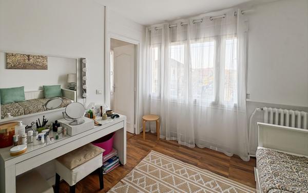 Maison à vendre    5 pièces • 77,26 m2 Vigneux-sur-Seine