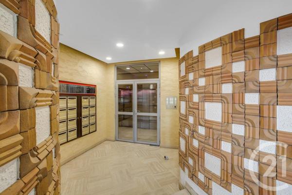 Appartement F1 à vendre  1 pièce - 33,70 m 2   PARIS  - 75019