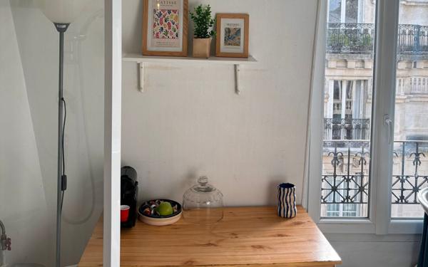 Appartement à vendre    1 pièce • 11 m2 Paris 6