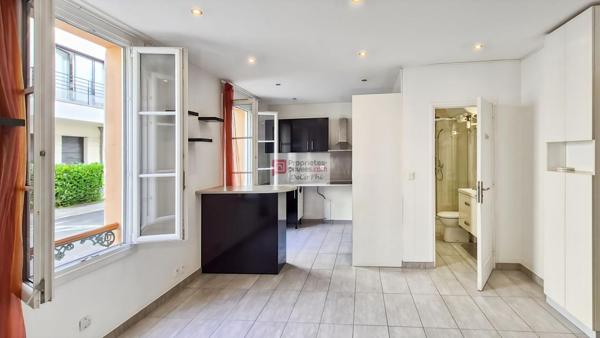 Appartement  2 pièces  37 m2  Le Chesnay