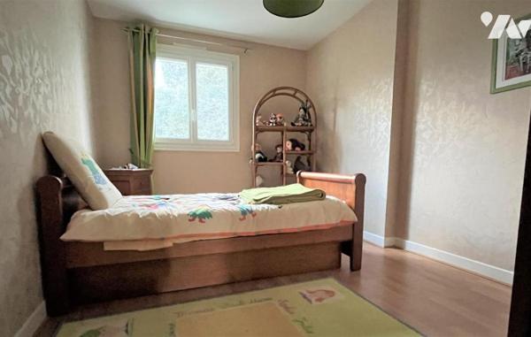 Basse Goulaine centre bourg, au calme, maison 184 m² sur parcelle de 2524 m²