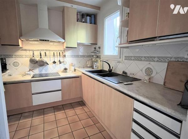 Basse Goulaine centre bourg, au calme, maison 184 m² sur parcelle de 2524 m²