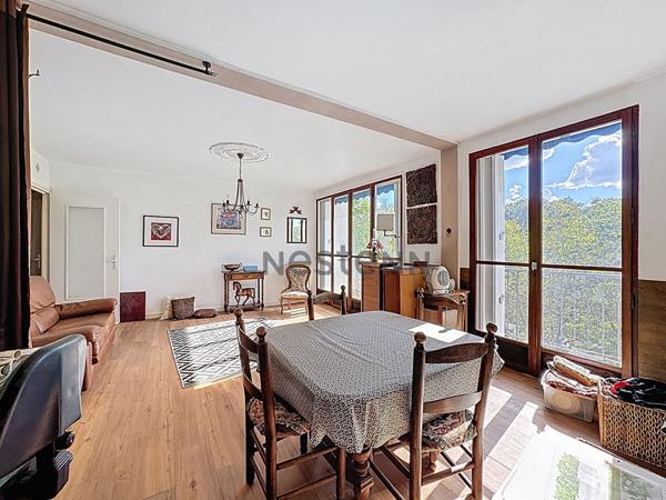 APPARTEMENT TOURS SUD - MONTJOYEUX T2 AVEC 2 BALCONS ET ASCENSEUR