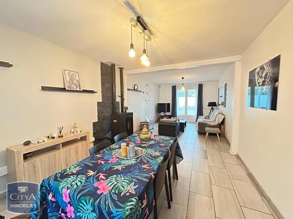 Maison à louer 4 pièces 109.6m² Fleury-les-Aubrais (45400)