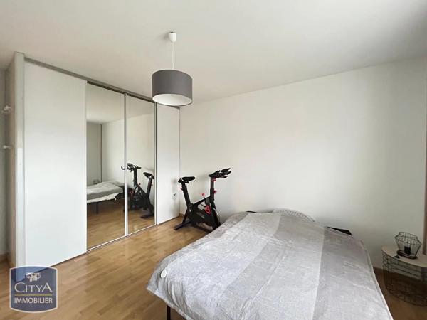 Maison à louer 4 pièces 109.6m² Fleury-les-Aubrais (45400)