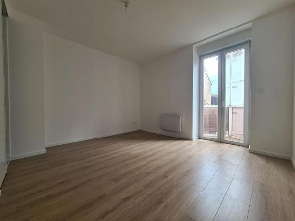 Location Appartement 3 pièces 69.75 m² - ÉPinal 88000