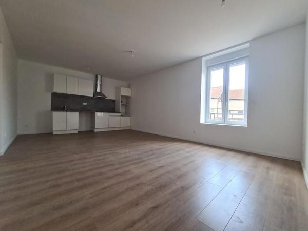 Location Appartement 3 pièces 69.75 m² - ÉPinal 88000