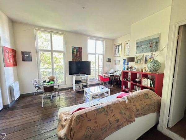 Appartement T2 vendu loué immeuble Haussmanien ANGOULEME (16)