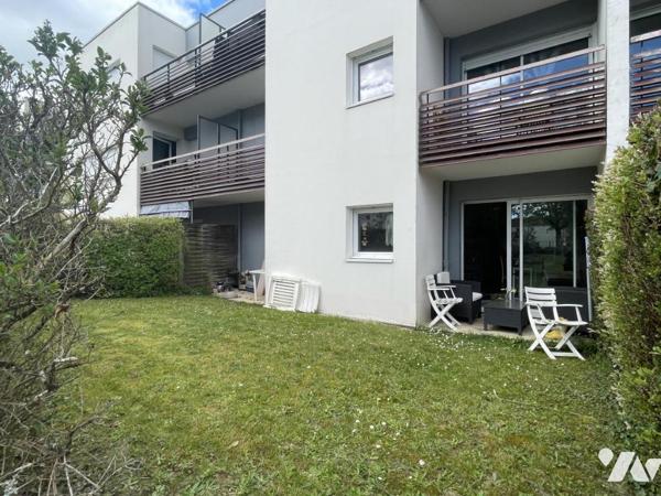 À VENDRE – Charmant T2 avec extérieur et garage – Vannes / Tohannic