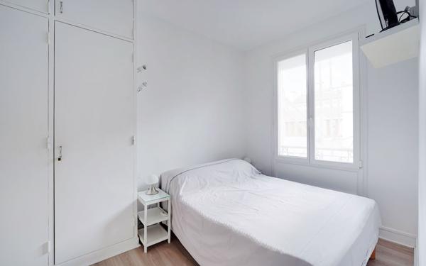 Appartement à vendre    2 pièces • 37 m2 Paris 14
