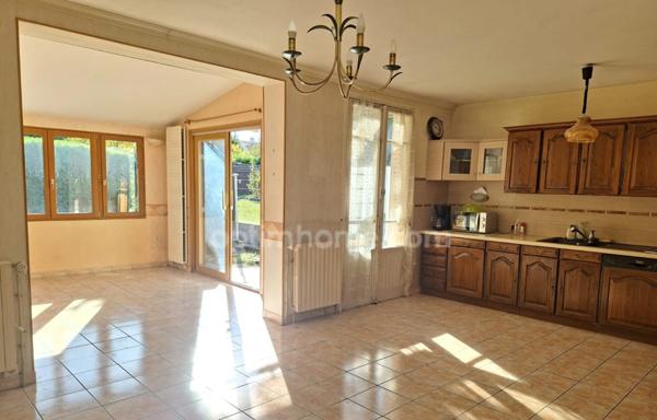 Maison 6 pièces – 114 m² – Quartier calme – Beau potentiel !