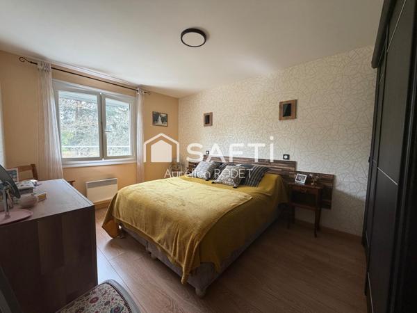 Maison sur sous sol intégral, 3 chambres.