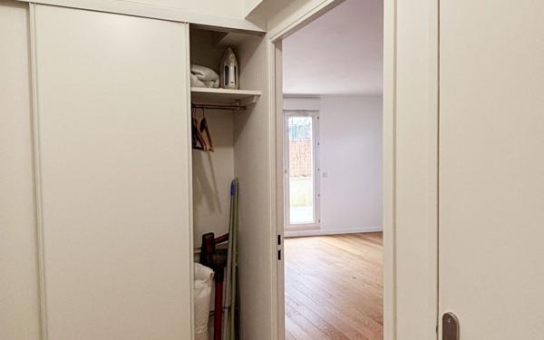 Appartement à vendre    1 pièce • 35,77 m2 Vincennes