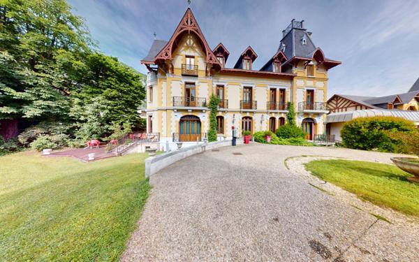 Maison à vendre    16 pièces •  Tarascon-sur-Ariège