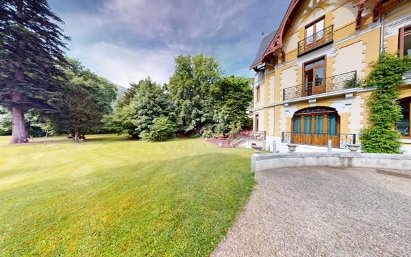 Maison à vendre    16 pièces •  Tarascon-sur-Ariège