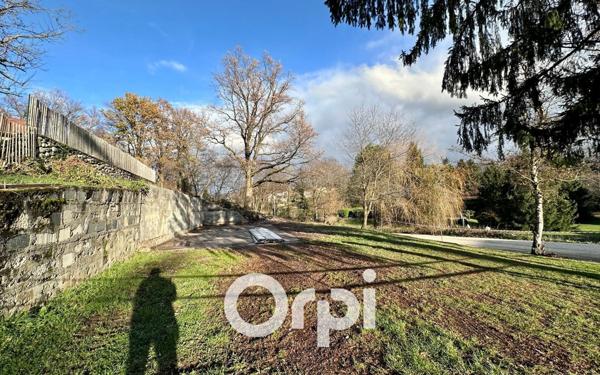 Terrain à vendre    Brié-et-Angonnes