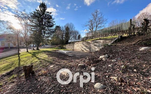 Terrain à vendre    Brié-et-Angonnes