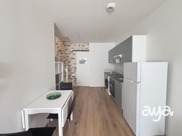 SAINT-ÉTIENNE-DE-MONTLUC CENTRE – T3 DUPLEX MEUBLÉ RÉNOVÉ