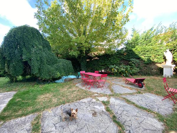 47300 VILLENEUVE SUR LOT Maison de Maître à Villeneuve/Lot proche commodités