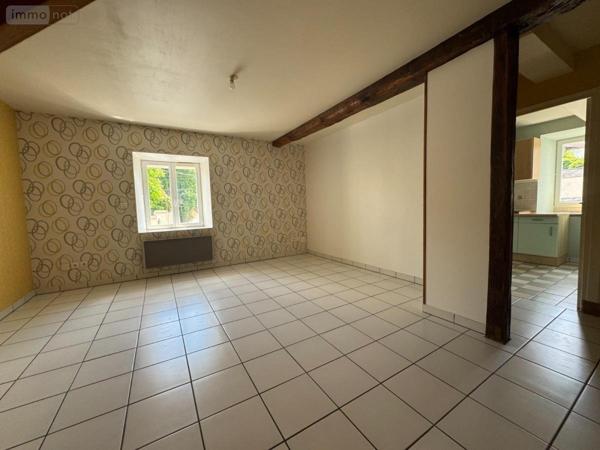 Appartement à louer à Ville-Dommange dans la Marne (51390), ref : 51067-L40